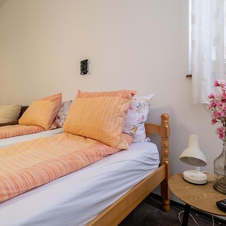 Guesthouse Rose Сараево Экстерьер фото
