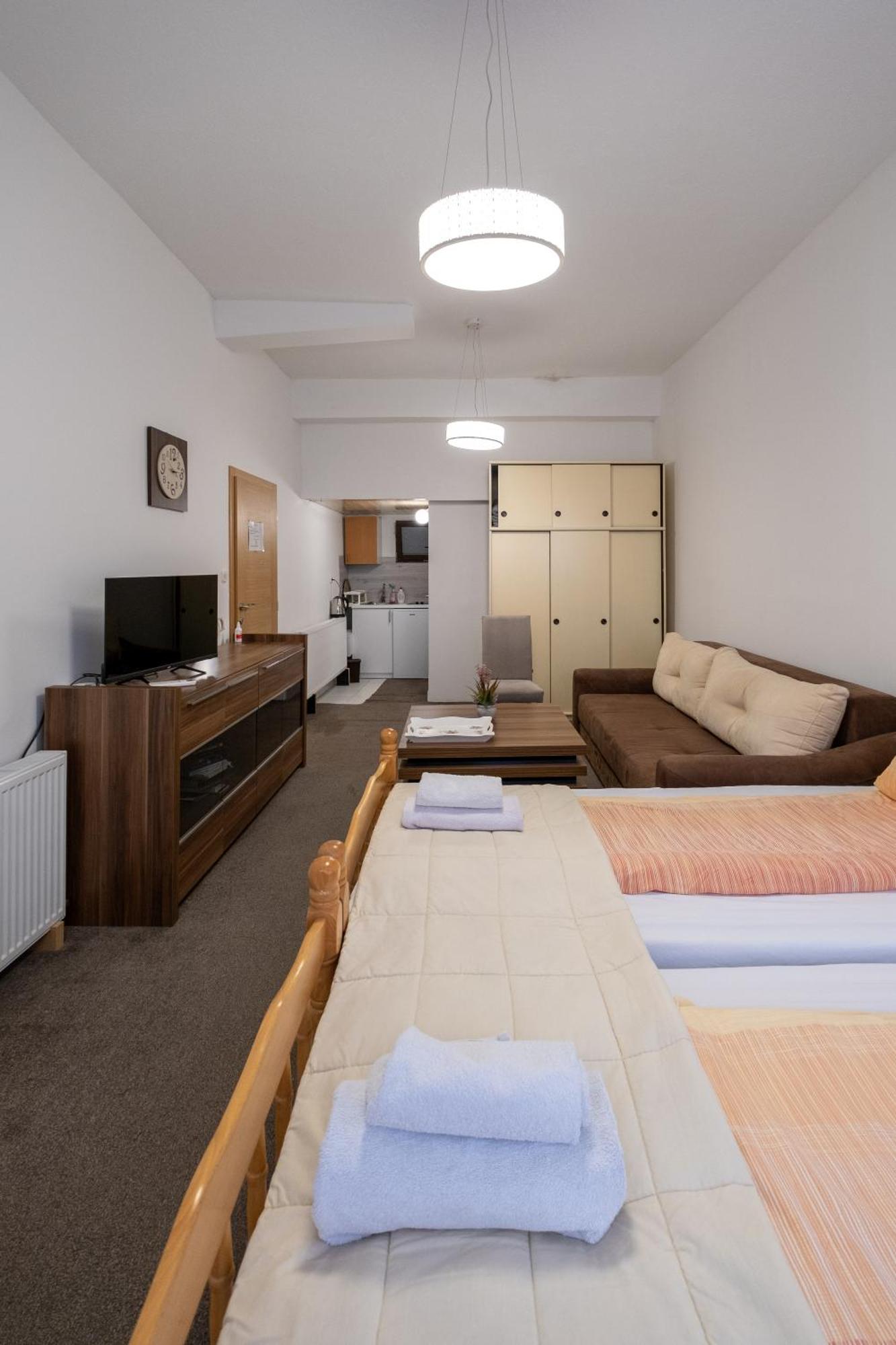 Guesthouse Rose Сараево Экстерьер фото