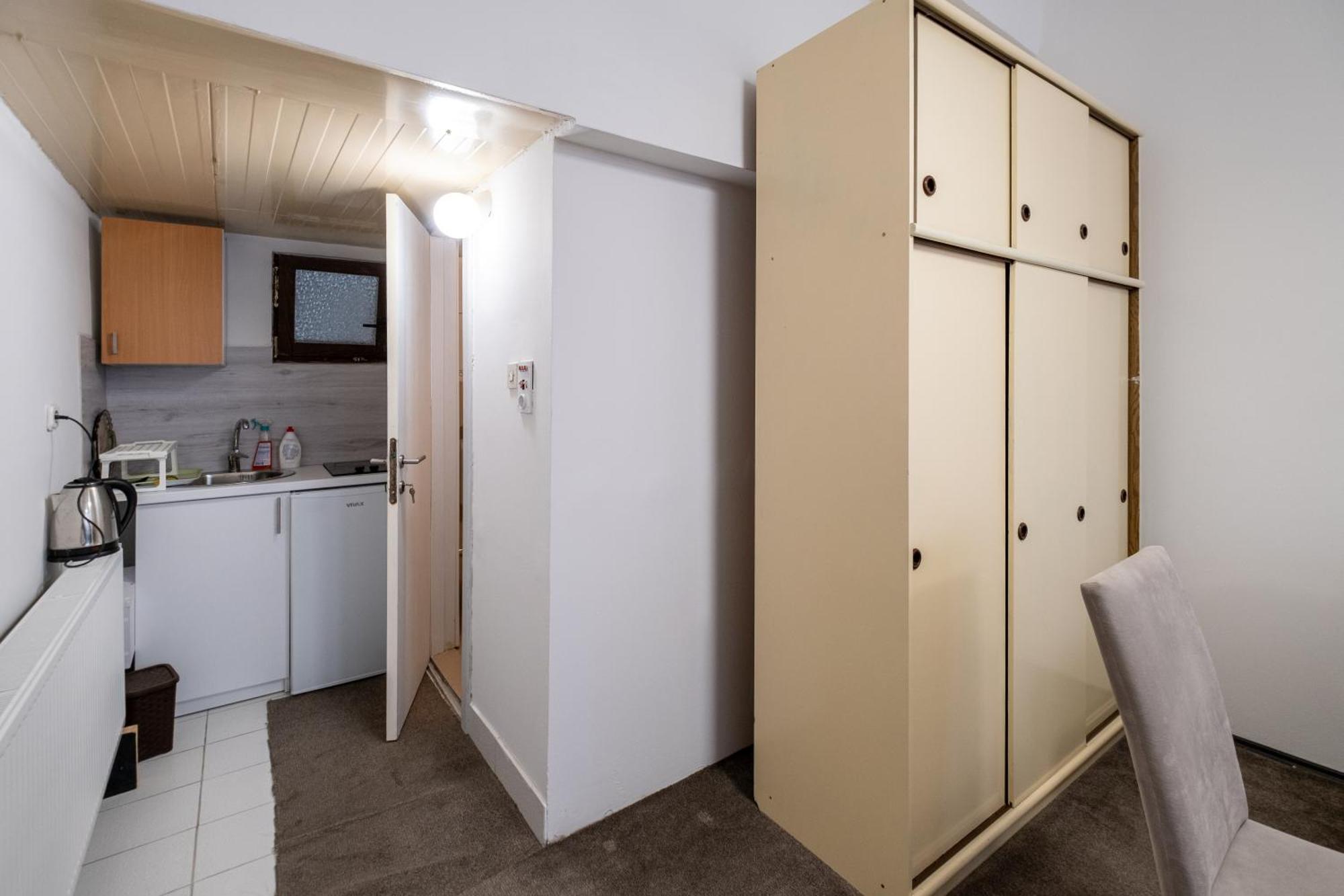 Guesthouse Rose Сараево Экстерьер фото