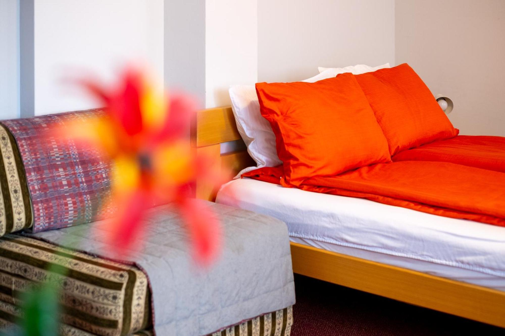 Guesthouse Rose Сараево Экстерьер фото