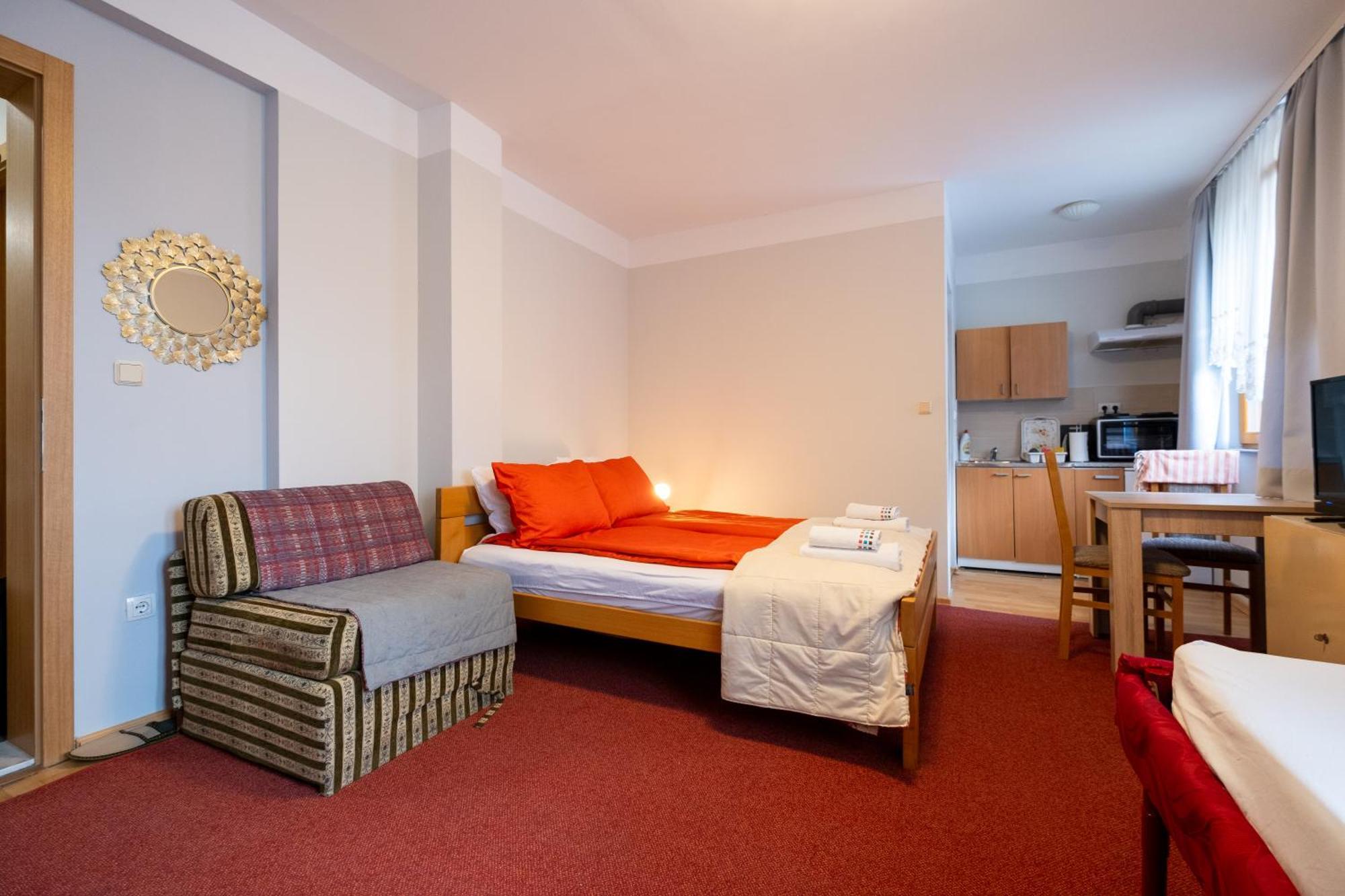 Guesthouse Rose Сараево Экстерьер фото
