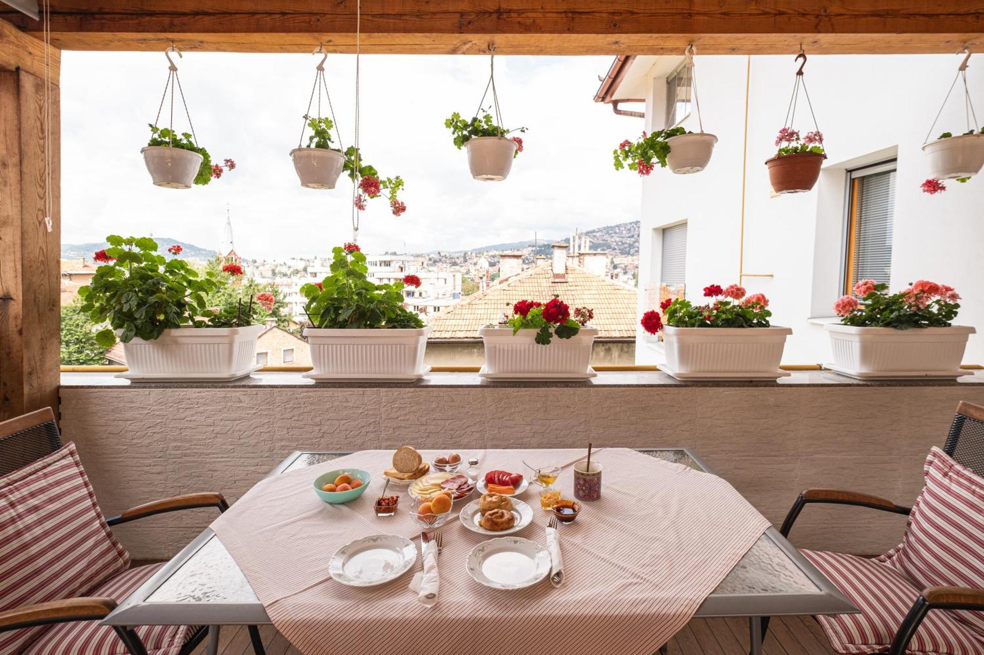Guesthouse Rose Сараево Экстерьер фото