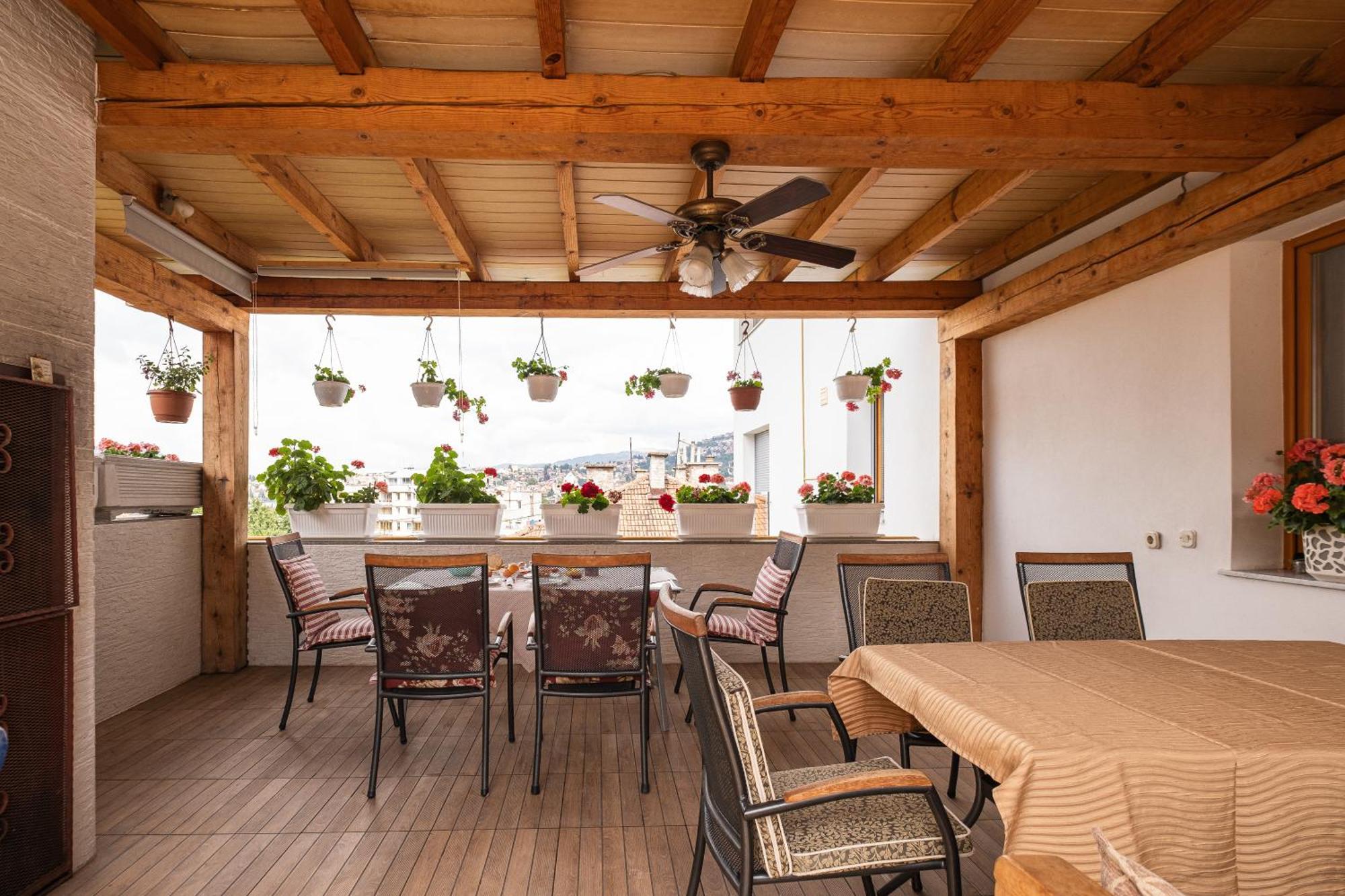 Guesthouse Rose Сараево Экстерьер фото