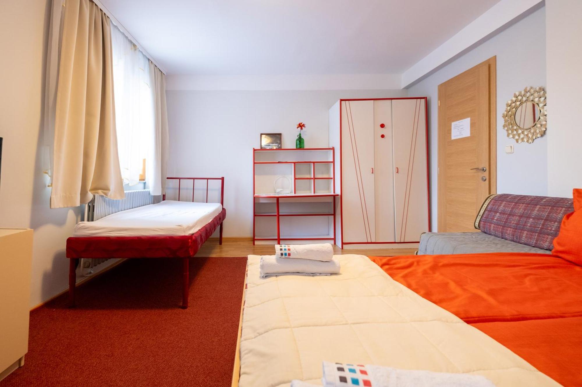 Guesthouse Rose Сараево Экстерьер фото